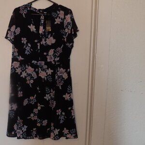 Nwt Torrid Tie Neck Floral Midi Dress Sz 12